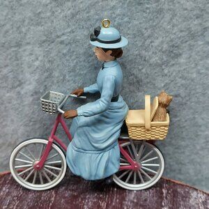 Wizard Of Oz  Miss Gulch Hallmark Ornament Toto  with Box
